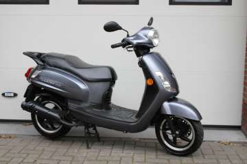 Sym Fiddle 2 Steelblue 45 km/u lage km stand