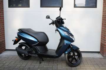 Peugeot Kisbee River Blue slechts 141 km !! NIEUWSTAAT